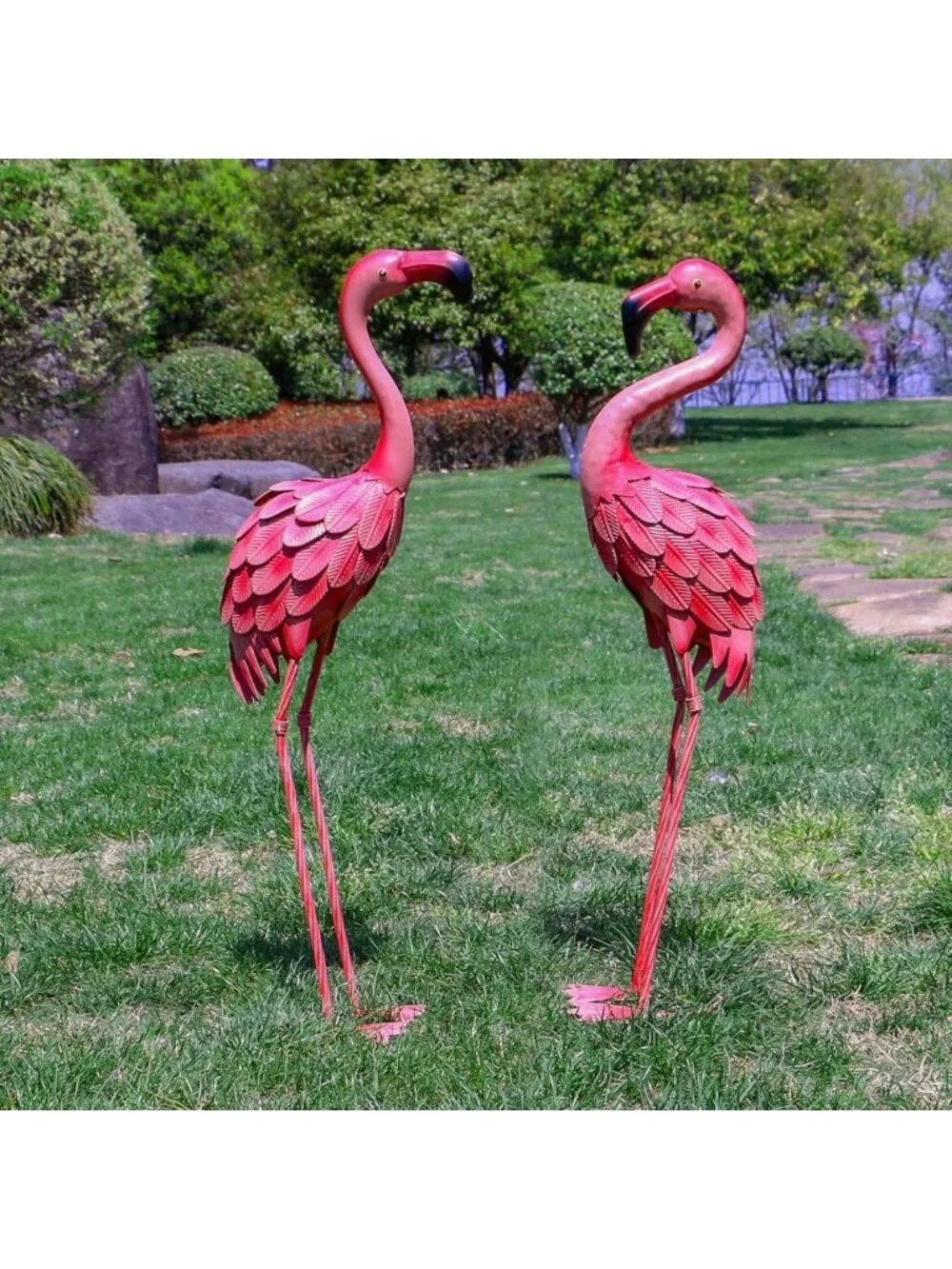 Set of 2 Pink Flamingo Yard Art Statues - Outdoor Garden Decor for Lawn & Patio